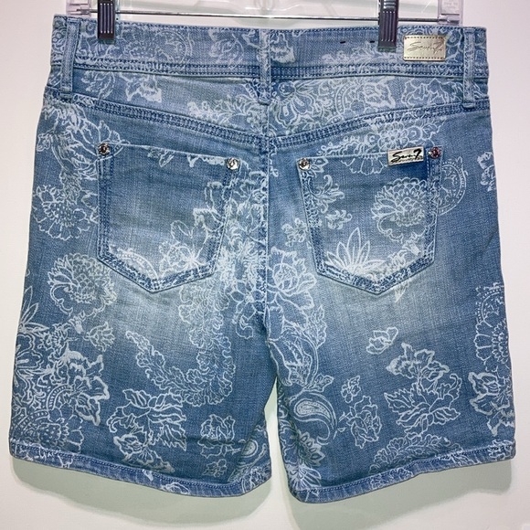 Seven7 Floral Light Wash Denim Shorts Silver Accents 7" inseam size 4 11198 - Picture 2 of 8